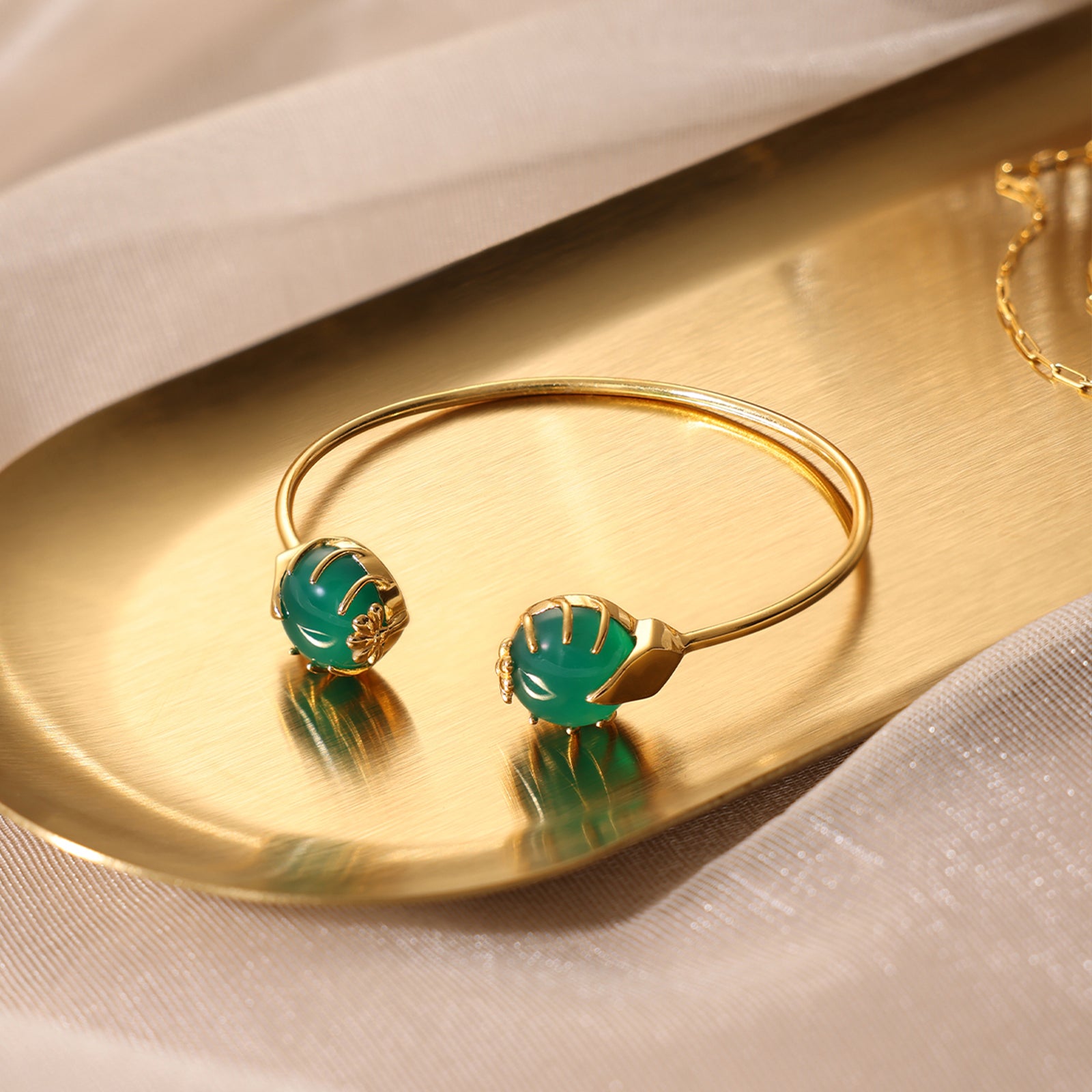 The Floret Twist - Onyx Edition