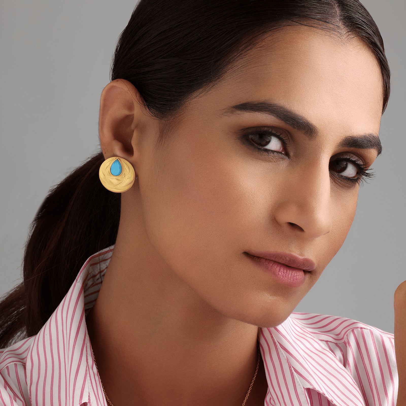 Arkya Feroza Studs - 92.5 Silver