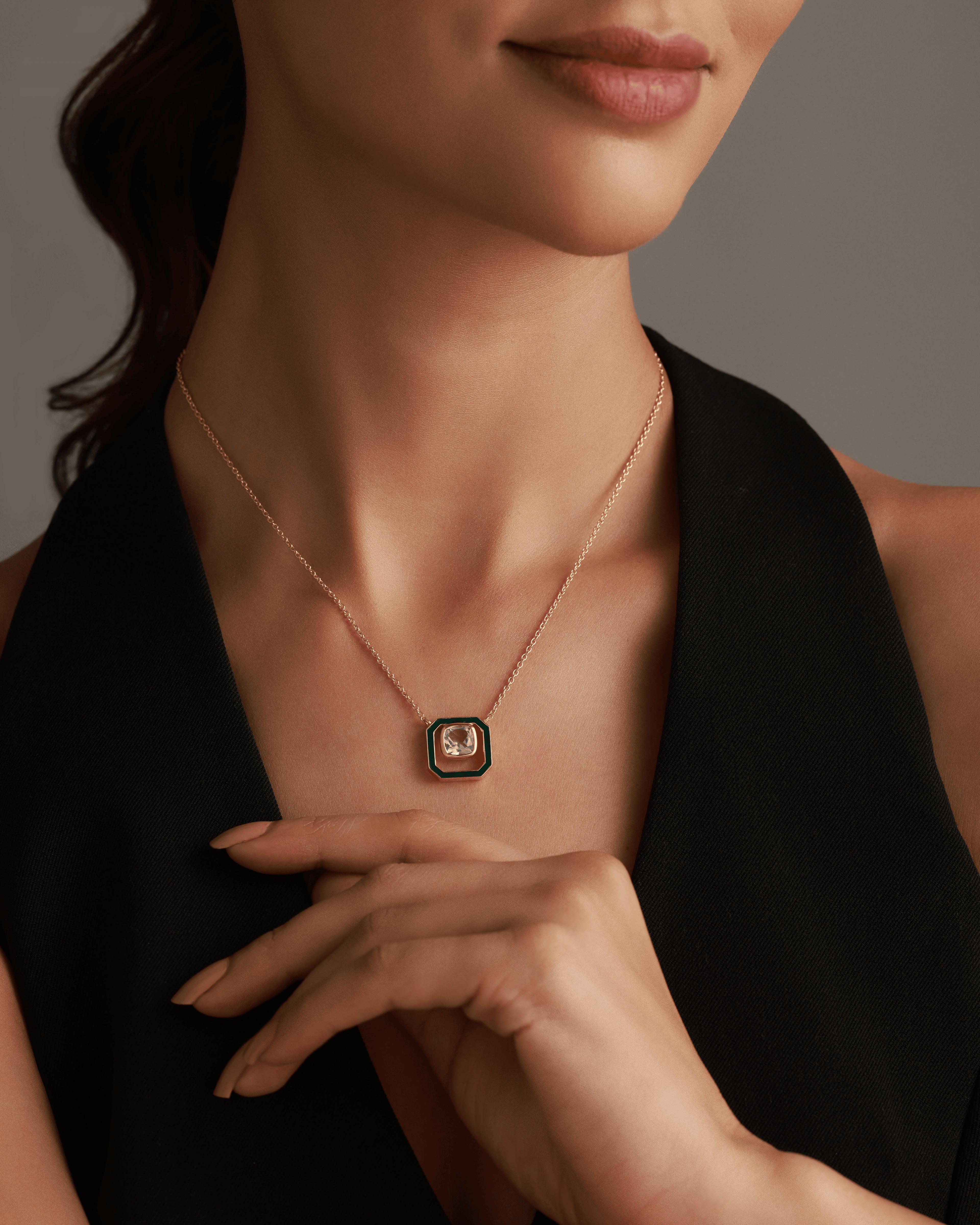 Moonframe Necklace